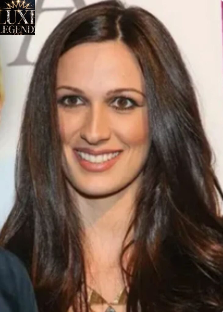 Taelyn Dobson's Biography